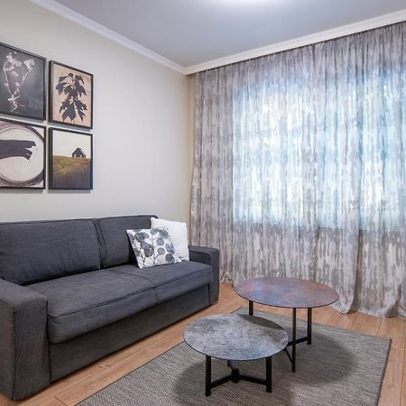 Tina'S 2 Bedroom Top Central Apartment Sofia Exterior photo