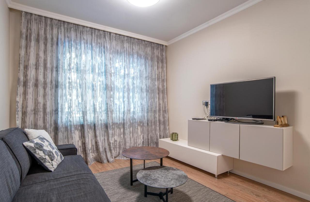 Tina'S 2 Bedroom Top Central Apartment Sofia Exterior photo